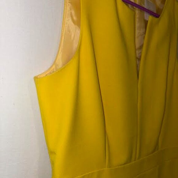 J. Crew Split Neck Suiting Dress Chartreuse 8 - Picture 7 of 7
